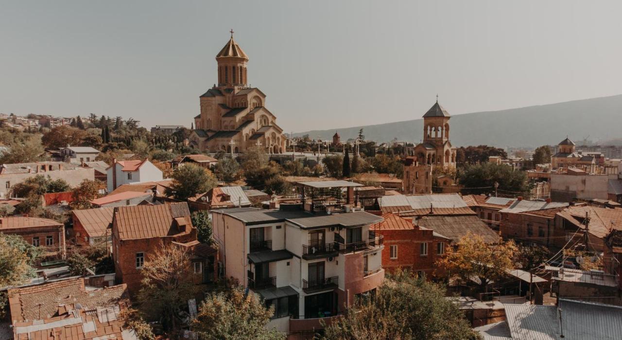 Hotel Livin Tiflis Dış mekan fotoğraf